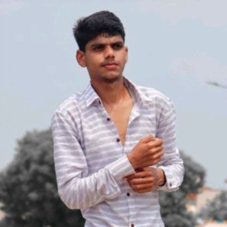 Profile picture of Sahil Khan