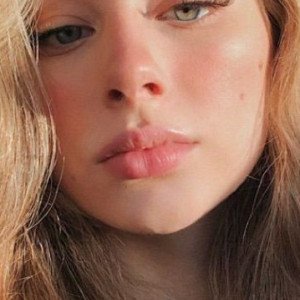 Profile picture of Julia Smith