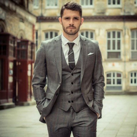 Profile picture of Leo Holland