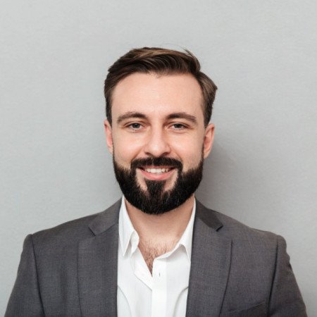 Profile picture of Simon Harris