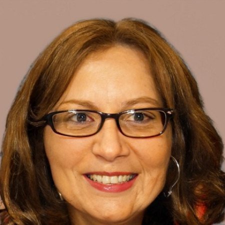 Profile picture of Lisa Tate