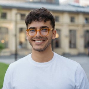 Profile picture of Larry Thomas