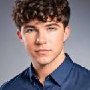 Profile picture of Luke Daniel