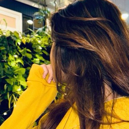 Profile picture of Iqra Tahir