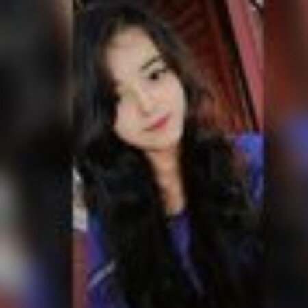 Profile picture of Emily