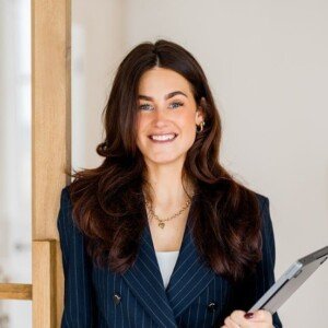 Profile picture of lisa hurley