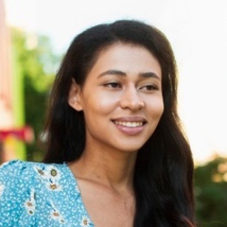 Profile picture of Carolina Jones